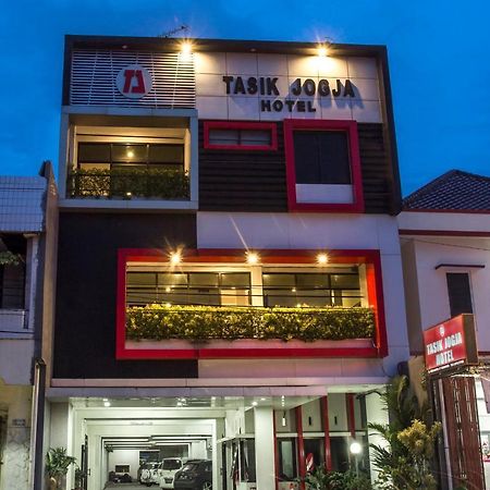 Tasik Jogja Hotel Yogyakarta Exteriör bild