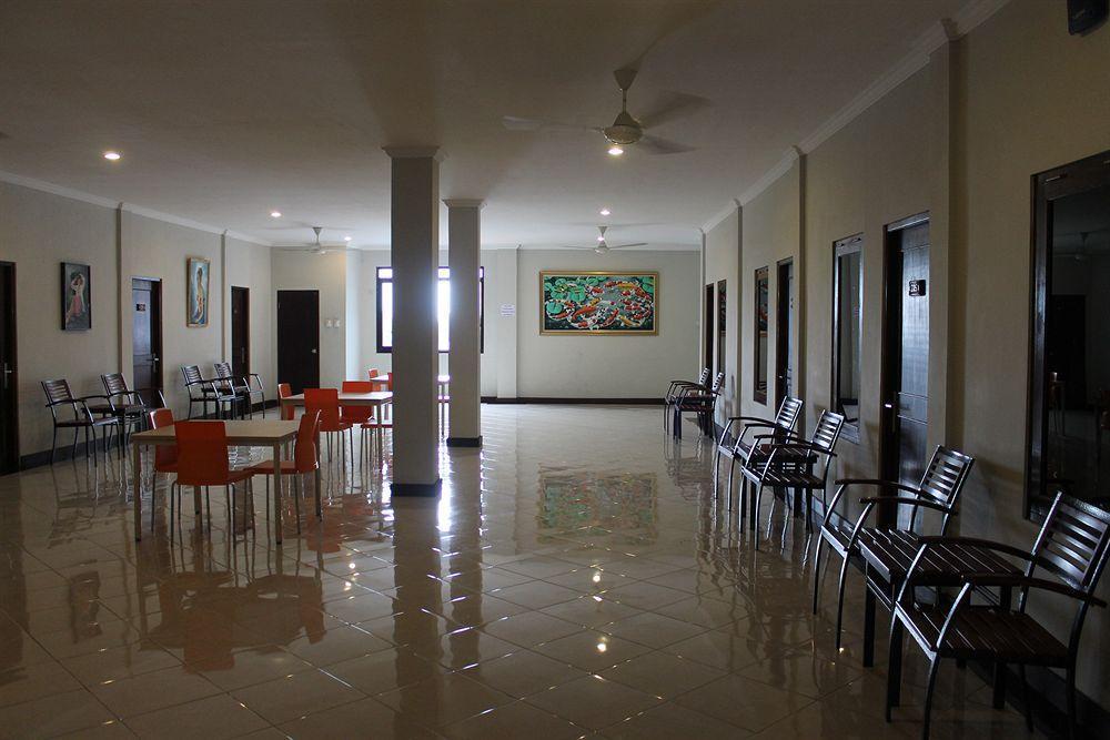 Tasik Jogja Hotel Yogyakarta Exteriör bild